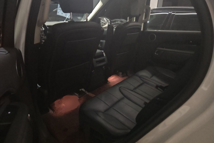 路虎 发现 2017款 3.0 SC V6 S中控内饰21