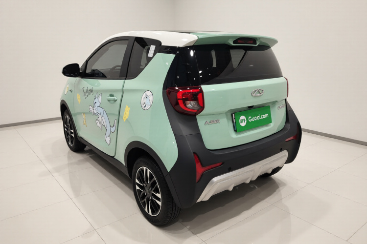 奇瑞 小蚂蚁 2022款 改款 甜粉款 半糖版 三元锂 30.6kWh 30kW 301km车身外观5