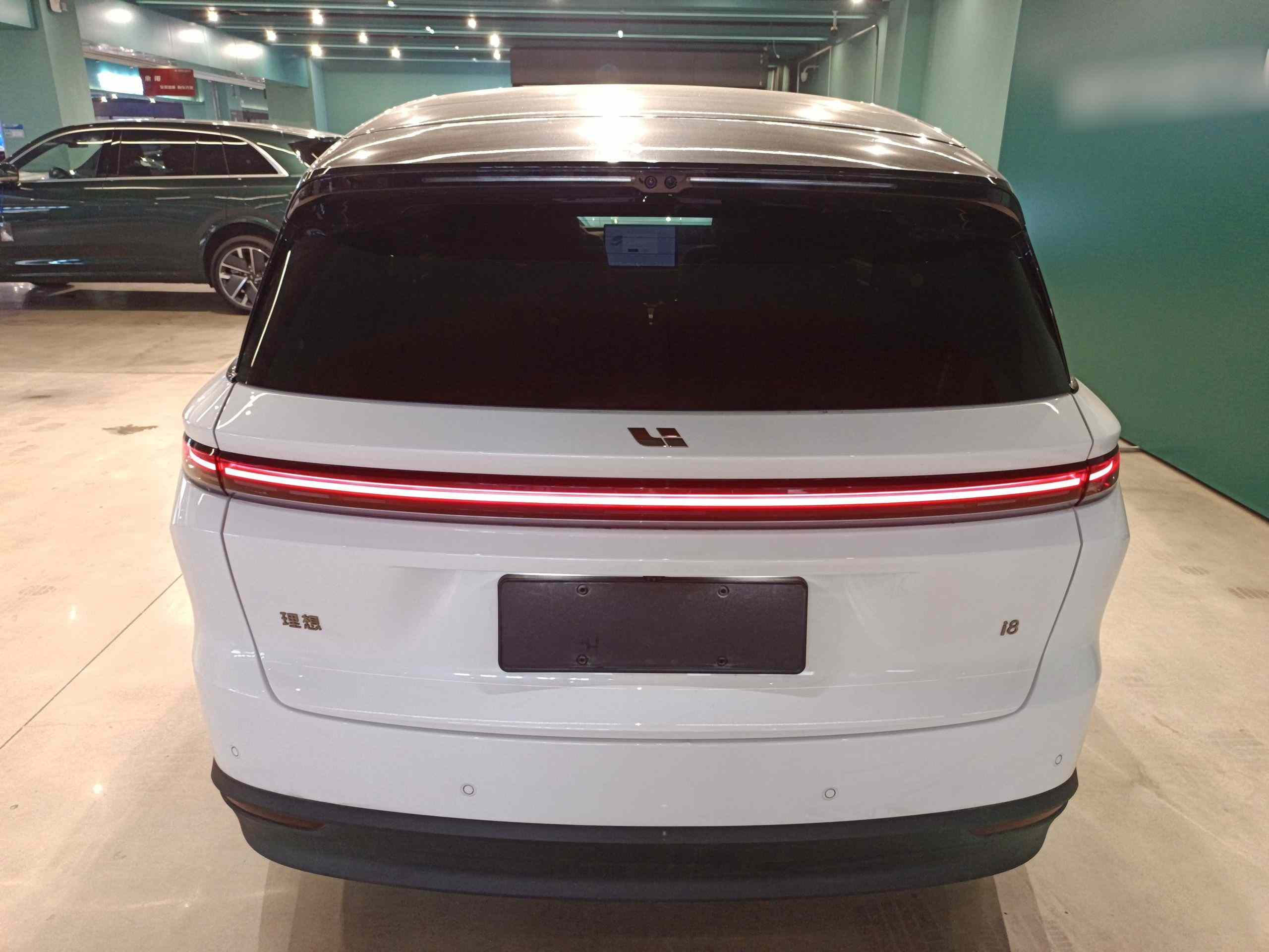 理想汽车 理想i8 2025款 标准版(3)