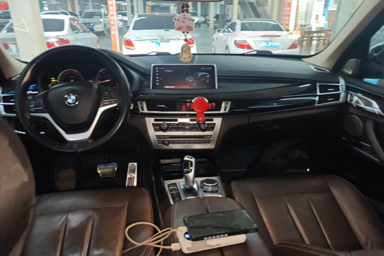 宝马X5(进口) 2017款 xDrive28i中控内饰12