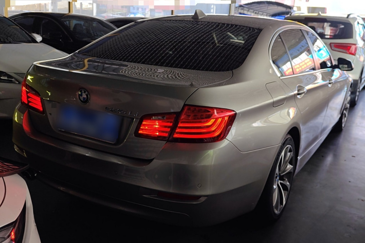 宝马5系 2017款 525Li 领先型车身外观7