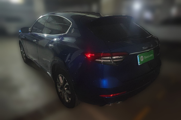 玛莎拉蒂 Levante 2022款 2.0T GT锋芒版车身外观5