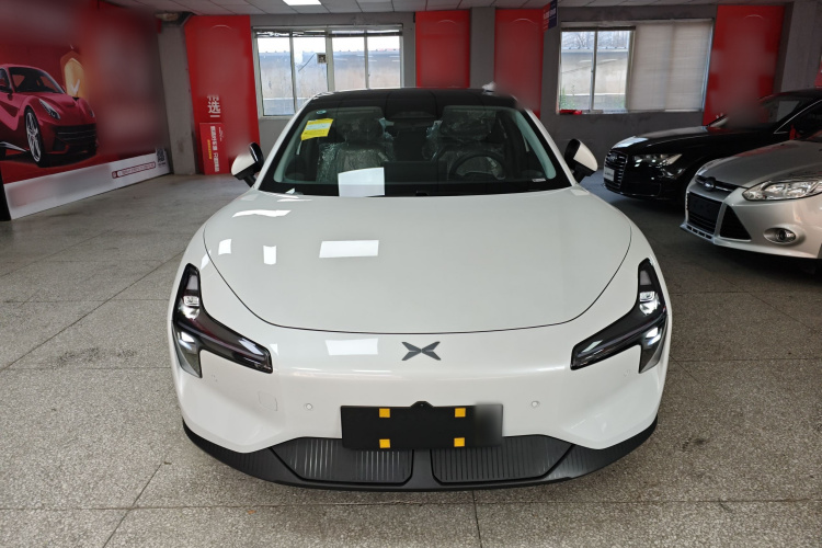 小鹏MONA M03 2025款 620 超长续航 Plus车身外观2