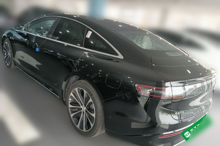 鸿蒙智行 智界S7 2024款 Pro车身外观5