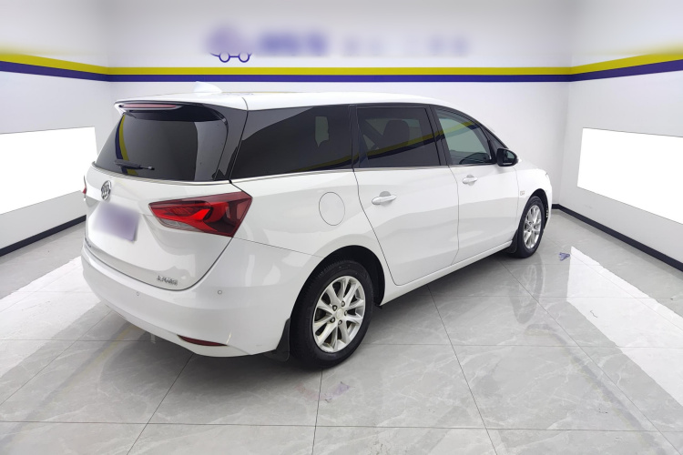 别克GL6 2019款 18T 5座精英型 国V车身外观7