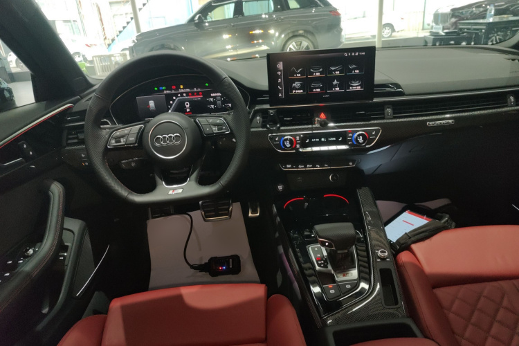 奥迪S4 2024款 S4 Avant 3.0TFSI中控内饰7002