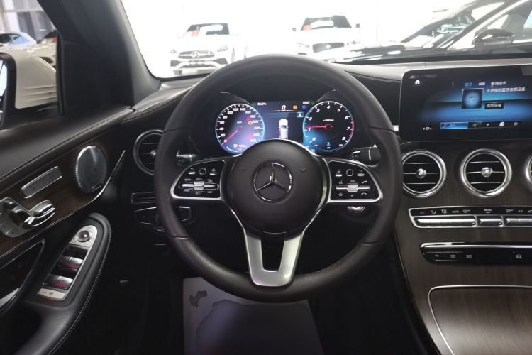 奔驰GLC 2020款 改款 GLC 300 L 4MATIC 豪华型中控内饰13