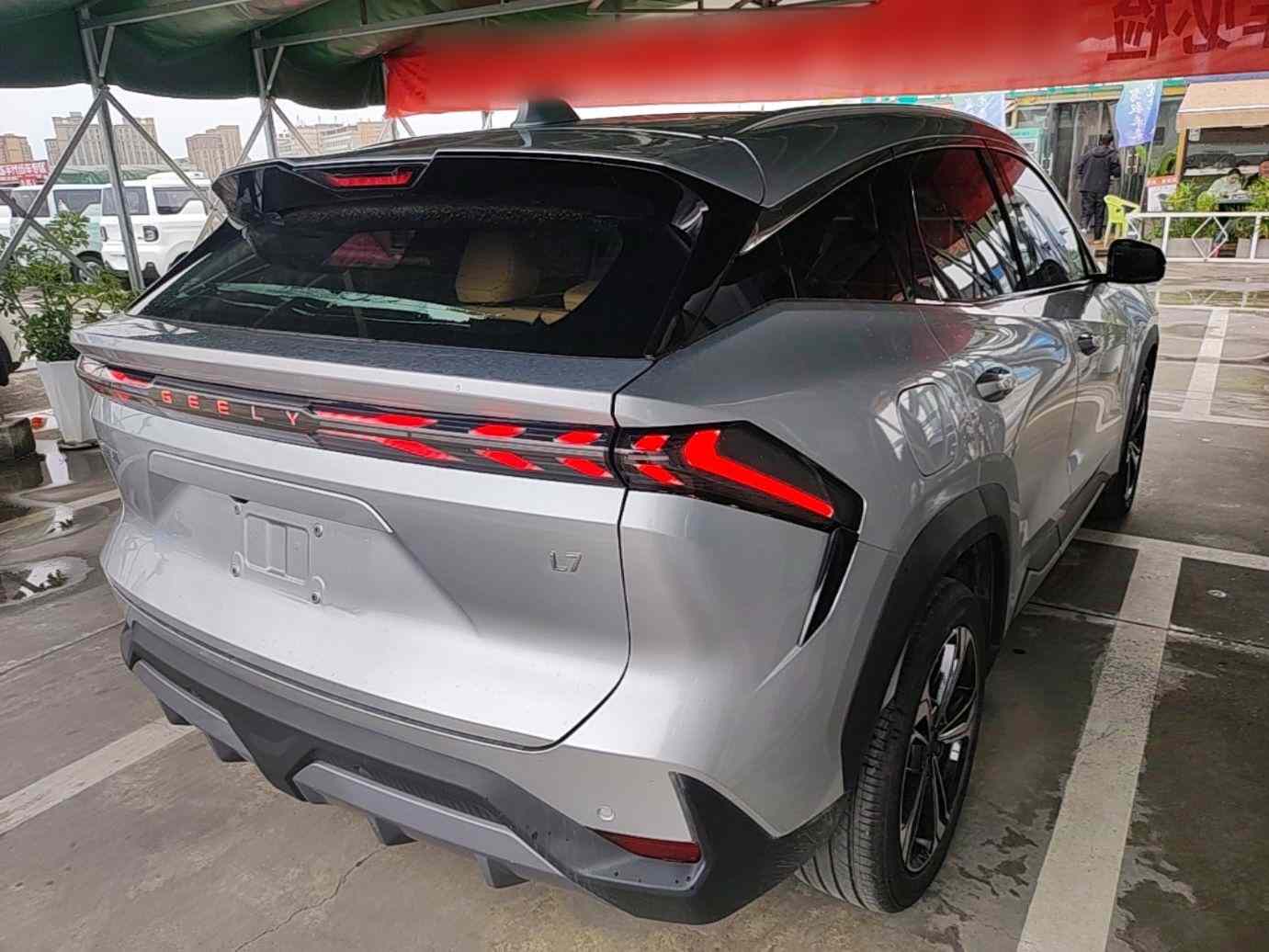 吉利银河 银河L7 2023款 1.5T 115km PLUS(4)