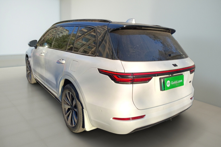 理想汽车 理想ONE 2021款 增程6座版车身外观5