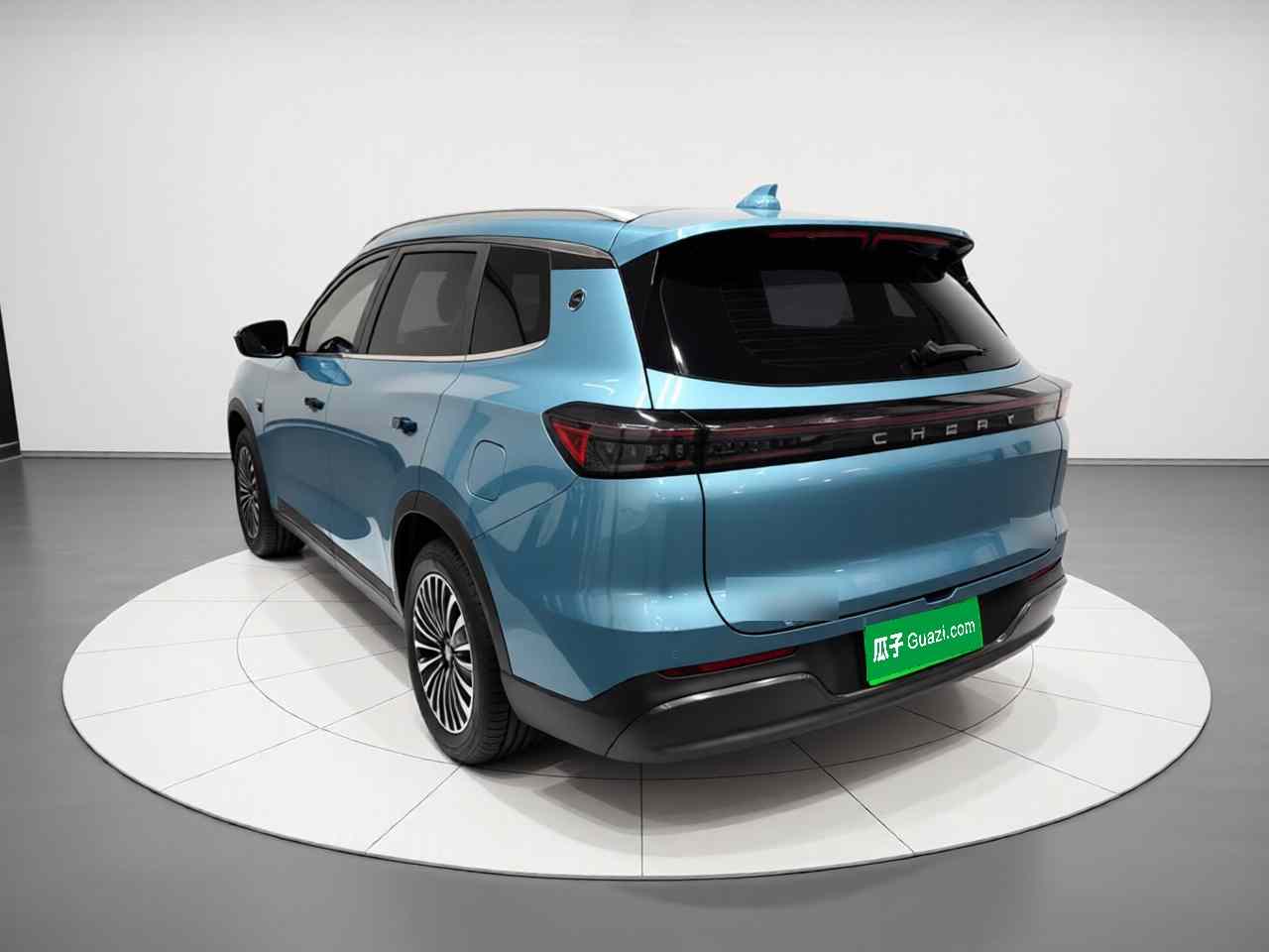 奇瑞 瑞虎8 PLUS C-DM 2025款 1.5T 116km 尊贵型 5座(3)