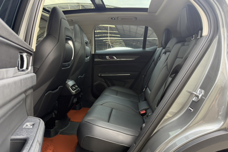 领克01 2021款 2.0TD 两驱型Pro中控内饰7009