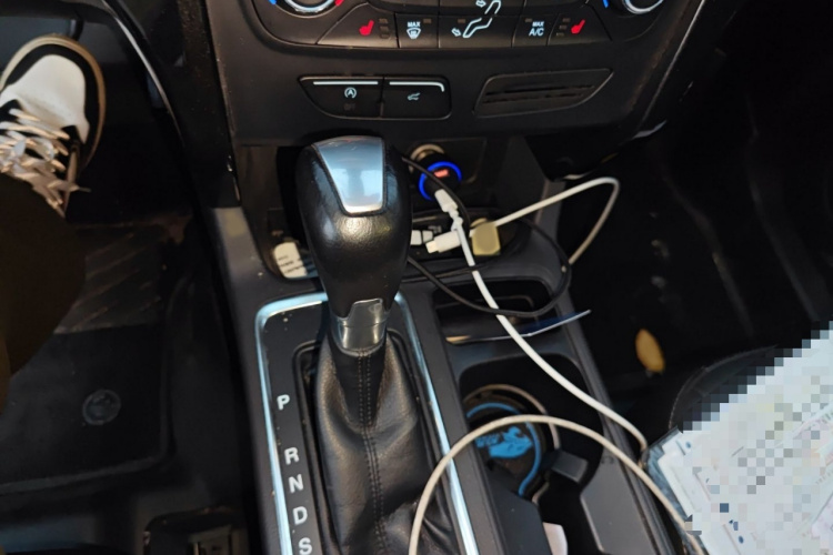 福特 翼虎 2017款 EcoBoost 180 四驱豪翼型局部细节18