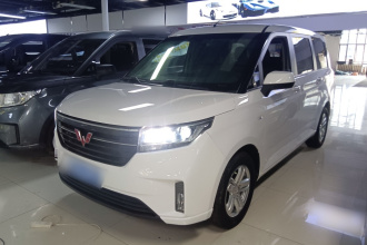 五菱汽车 五菱宏光PLUS 2020款 1.5T 手动营运车 7座