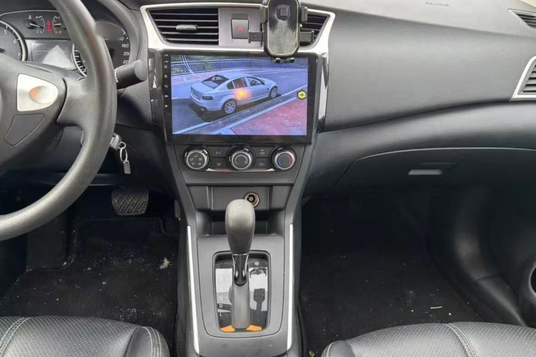 日产 轩逸 2024款 改款二 经典 1.6XE CVT舒适版中控内饰7005