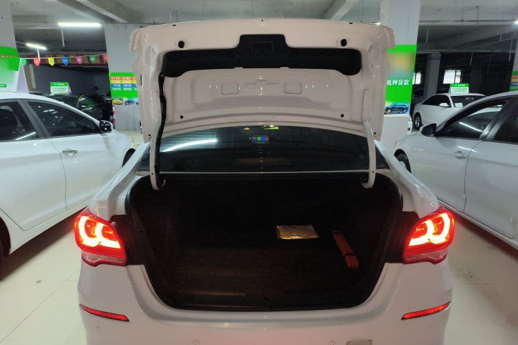 雪佛兰 科沃兹 2019款 320 自动欣享天窗版局部细节23