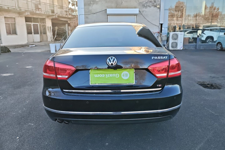 大众 帕萨特 2015款 1.8TSI DSG御尊版车身外观6