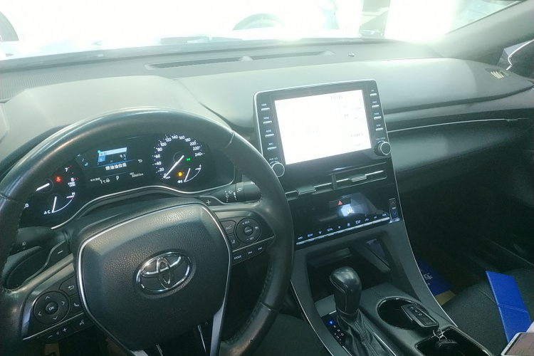 丰田 亚洲龙 2021款 2.5L 豪华版中控内饰7002