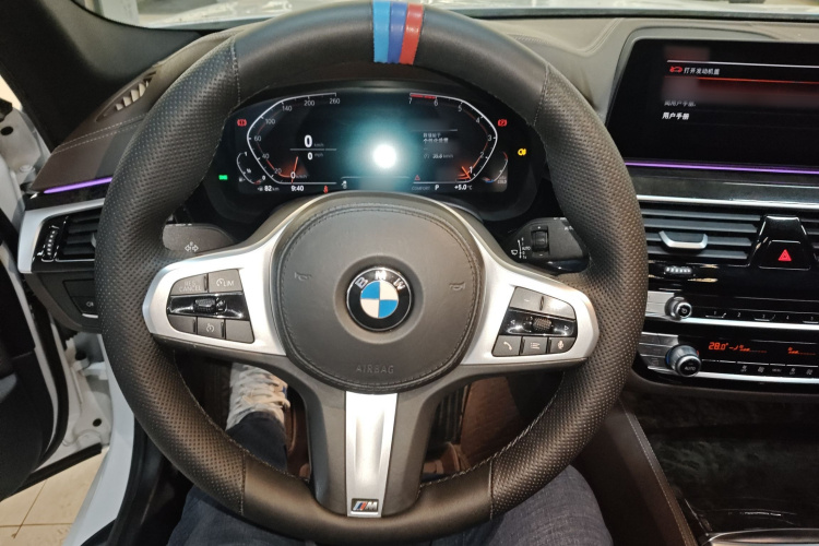 宝马5系 2020款 525Li M运动套装中控内饰13