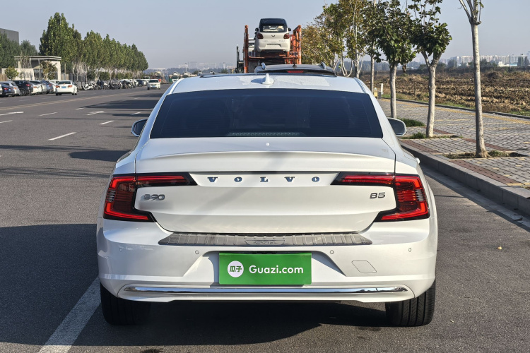 沃尔沃S90 2021款 B5 智逸豪华版车身外观6005