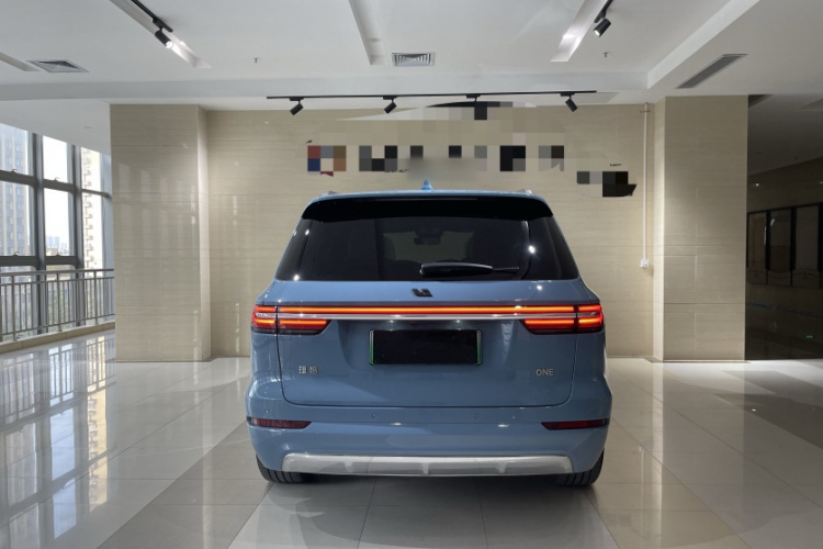 理想汽车 理想ONE 2021款 增程6座版车身外观6007