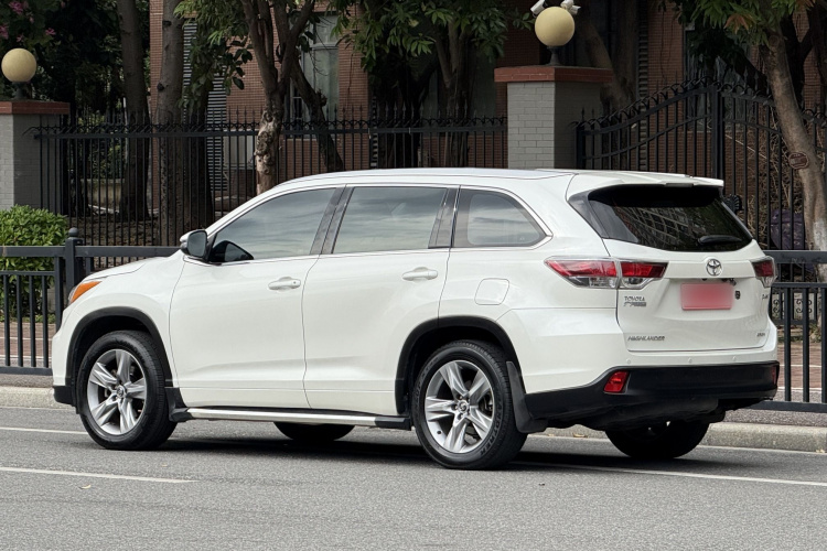 丰田 汉兰达 2017款 2.0T 两驱豪华版 7座车身外观6004