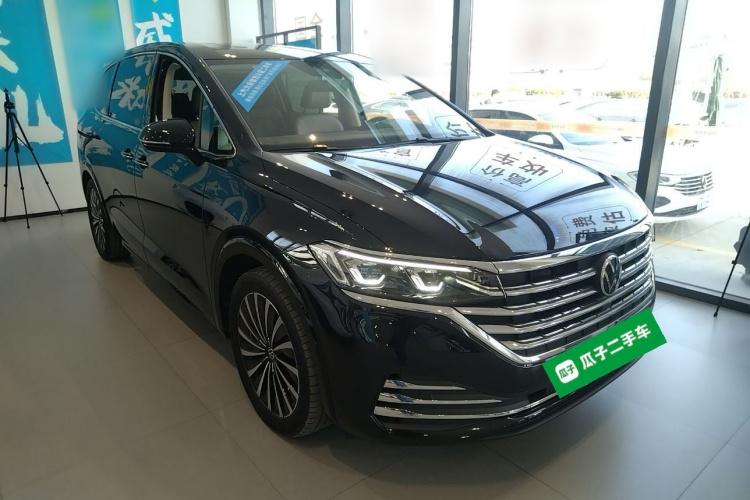 大众 威然 2024款 380TSI 尊贵版车身外观3