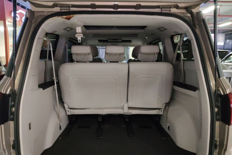 上汽大通MAXUS 大通G10 2014款 2.0T 自动行政版机舱底盘23