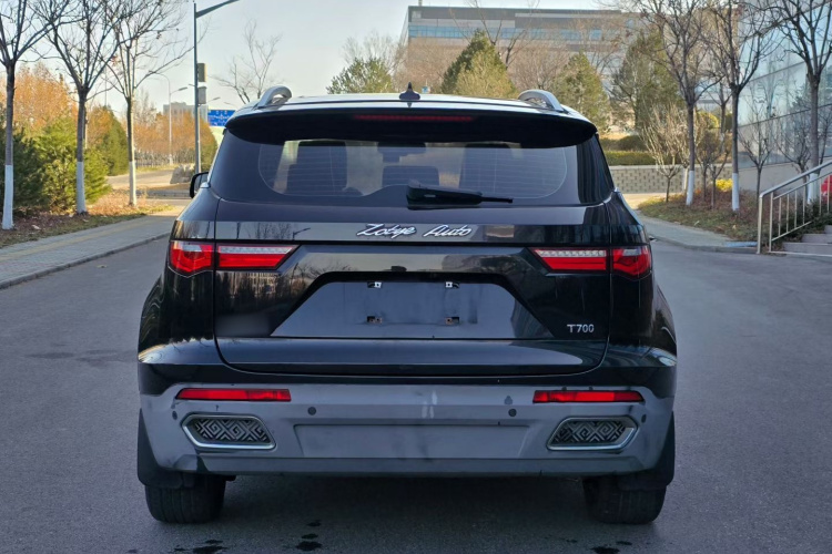 众泰T700 2017款 1.8T 双离合尊贵型车身外观6006