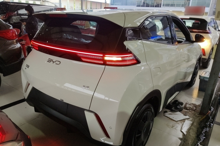 比亚迪 海鸥 2025款 305km 活力版车身外观7