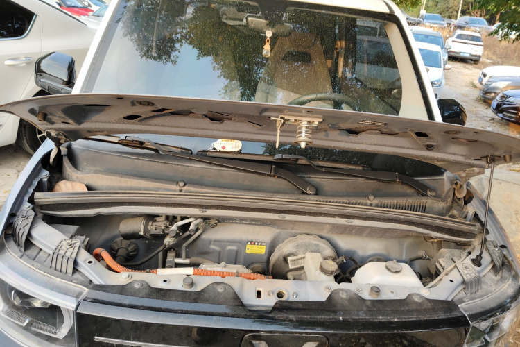 五菱汽车 宏光MINIEV 2022款 马卡龙臻享款 磷酸铁锂机舱底盘24