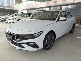 现代 伊兰特 2023款 1.5L CVT GLX精英版
