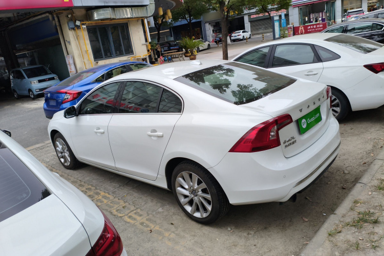 沃尔沃S60 2017款 S60L T4 智远版车身外观6003
