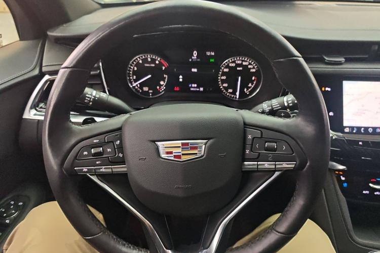 凯迪拉克XT6 2022款 2.0T 六座四驱豪华型标准版中控内饰13