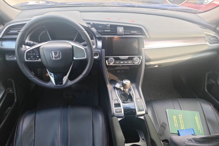 本田 思域 2016款 220TURBO 手动豪华版中控内饰12