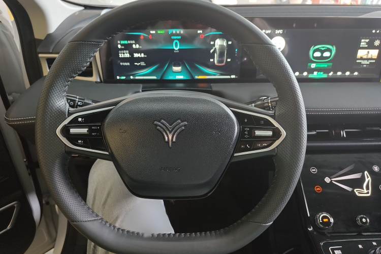 哪吒汽车 2023款 哪吒U-Ⅱ 挑战版 500 U秀 磷酸铁锂局部细节13