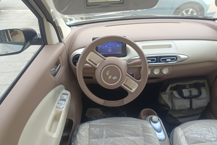 五菱汽车 宏光MINIEV 2025款 四门版 进阶款中控内饰13