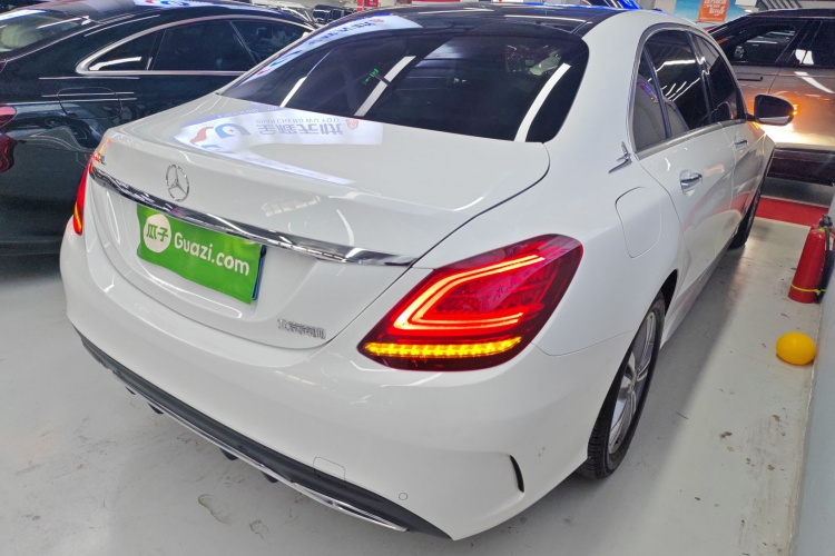 奔驰C级 2021款 C 200 L 时尚型运动版车身外观7
