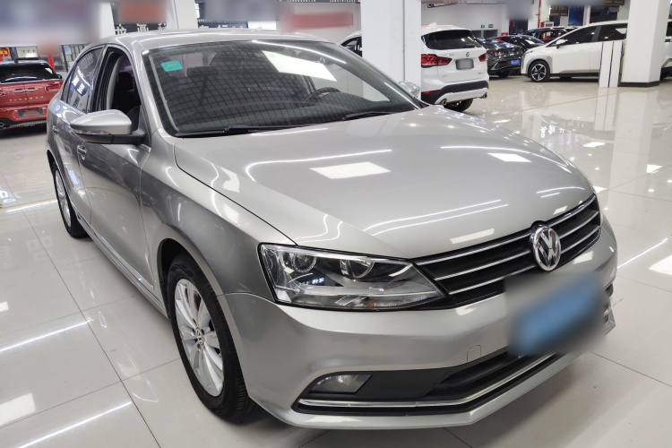 大众 速腾 2015款 1.6L 自动舒适型车身外观3