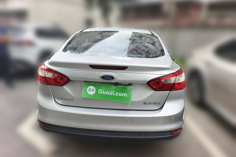 福特 福克斯 2012款 三厢 1.6L 自动舒适型车身外观6004