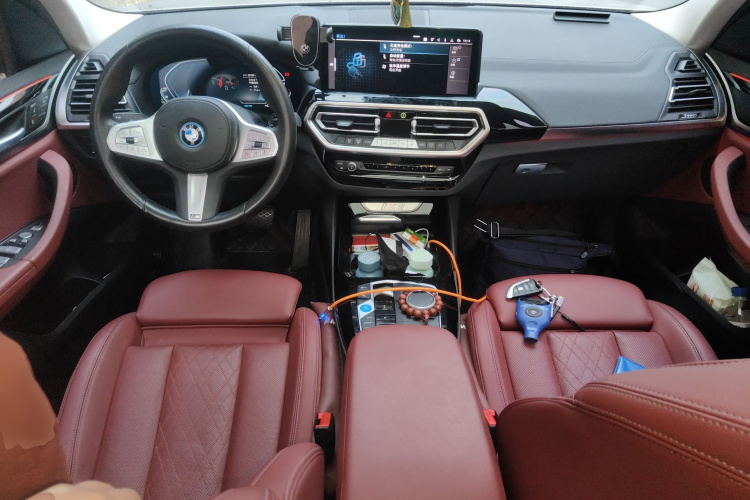 宝马iX3 2024款 领先型中控内饰12