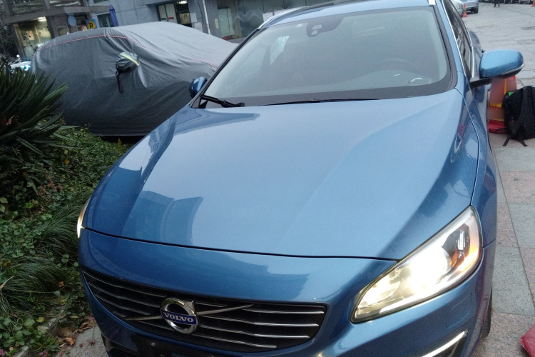 沃尔沃V60 2015款 T5 智雅版车身外观6001