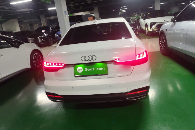奥迪A4L 2024款 40 TFSI 豪华动感型车身外观6004