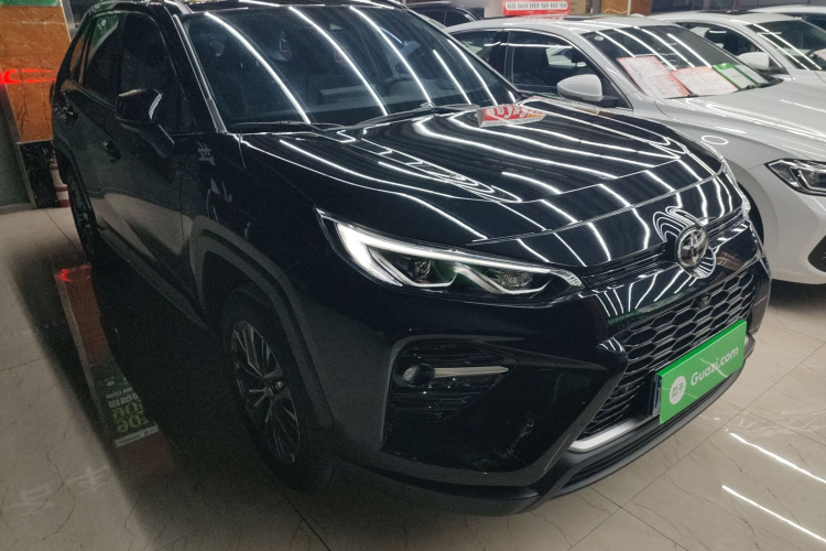 丰田 威兰达 2023款 2.0L CVT两驱豪华PLUS版车身外观3