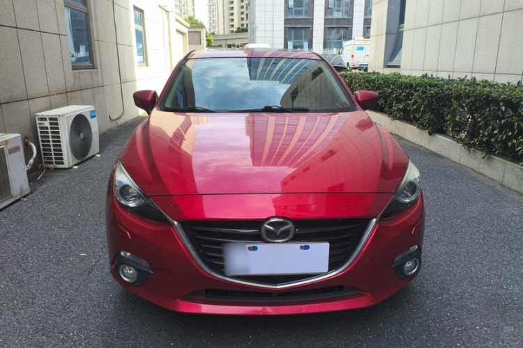 马自达3 昂克赛拉 2016款 三厢 2.0L 自动旗舰型车身外观6006