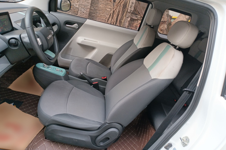 长安启源 长安Lumin 2022款 210km 香甜款中控内饰19