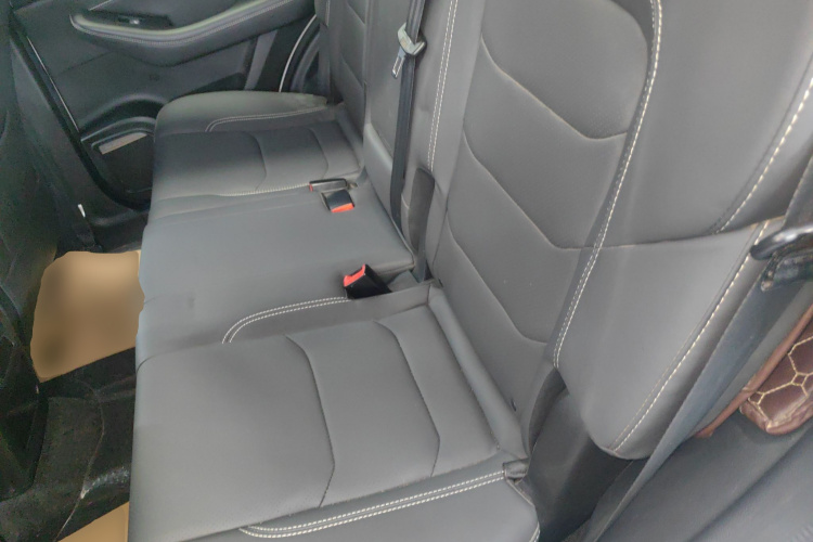 东南DX8S 2022款 1.5T DCT酋长版 7座中控内饰21