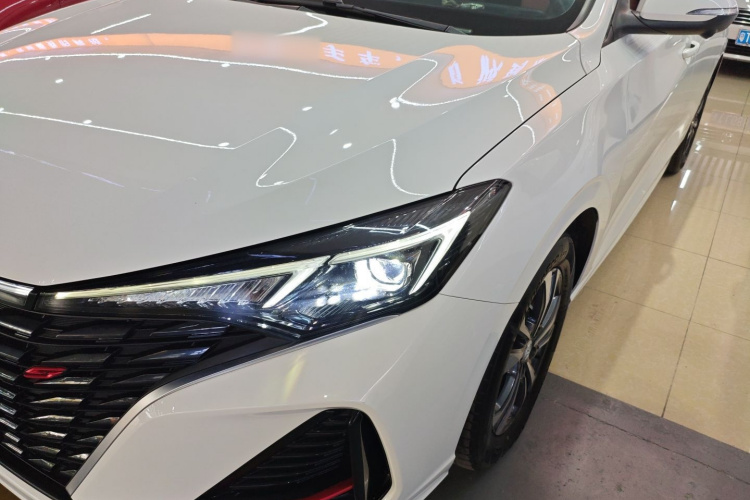 长安 逸动 2023款 畅享版 PLUS 蓝鲸NE 1.4T GDI DCT尊贵版局部细节36