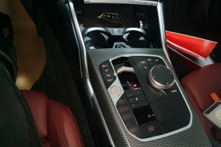 宝马3系 2023款 330i M运动曜夜套装局部细节18