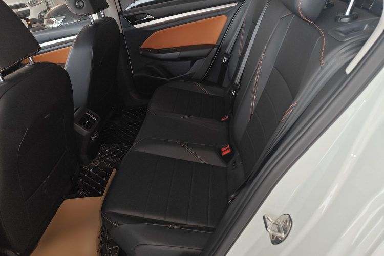 大众 宝来 2023款 200TSI DSG悦行PRO版中控内饰21