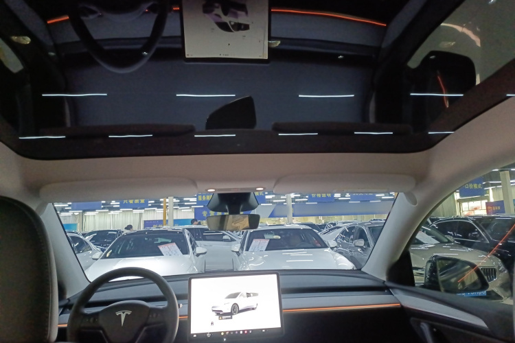 特斯拉 Model Y 2024款 长续航全轮驱动版局部细节22